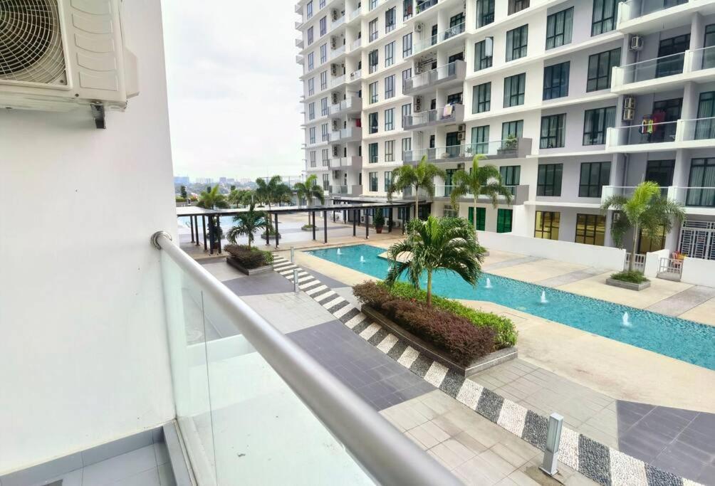 Platino 2Bedrooms Paradigm Mall Netflix By Stay Pangsapuri Johor Bahru