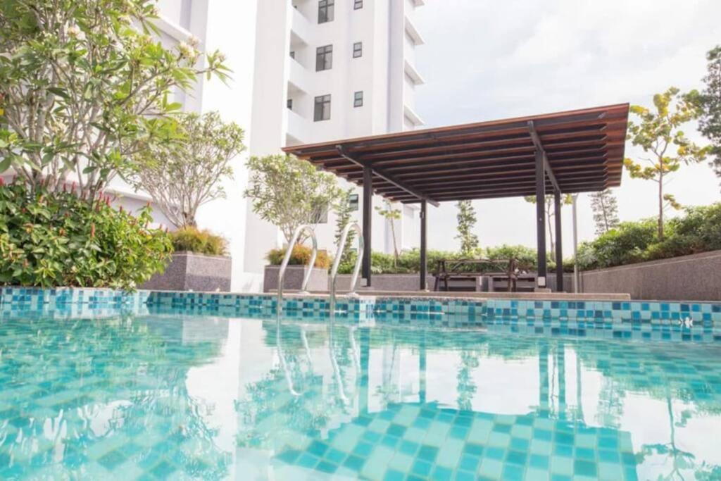 Pangsapuri Platino 2Bedrooms Paradigm Mall Netflix By Stay *
